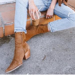 Matisse Caty Booties in Fawn